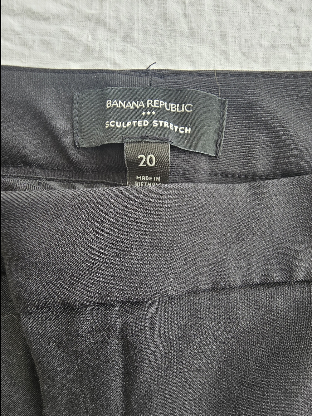 Banana Republic Black Flat Front Pants Size 20 - Picture 2 of 9